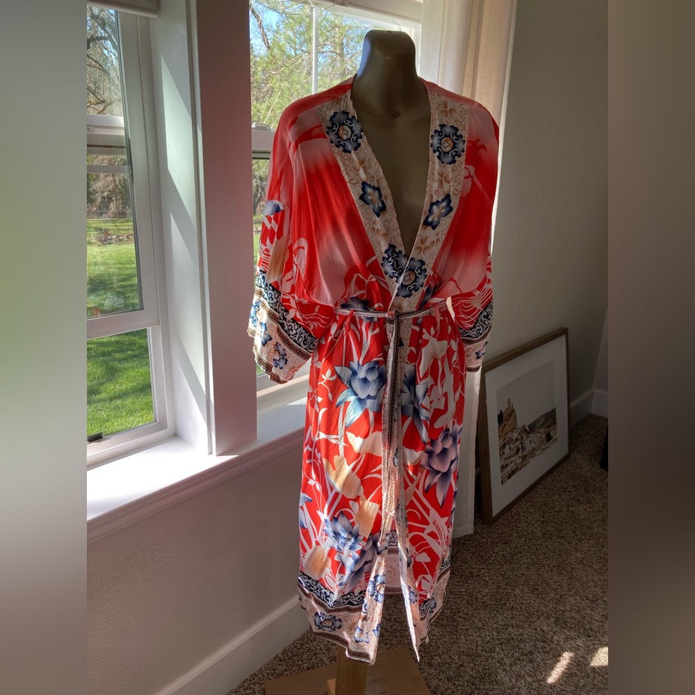 Gorgeous rayon lotus kimono coverup robe Swan